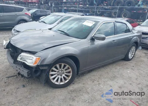 2012 Chrysler 300 z USA, uszkodzony, nr VIN 2C3CCAAG0CH113795